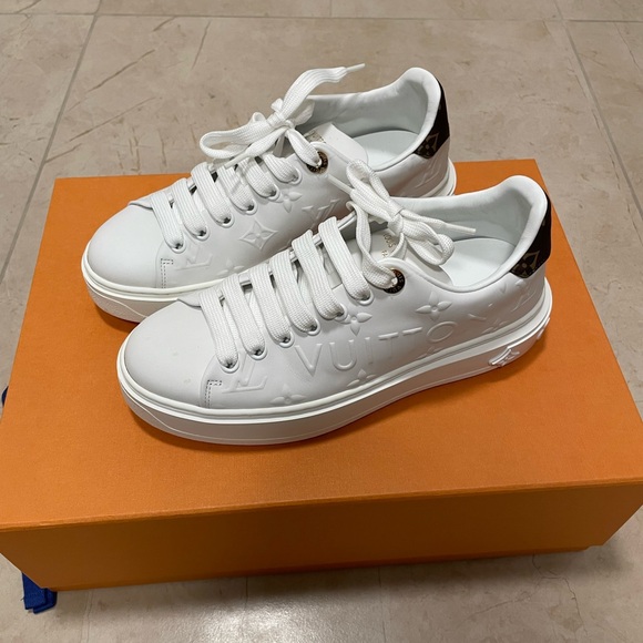 Louis Vuitton Time Out Sneaker - Picture 3 of 8